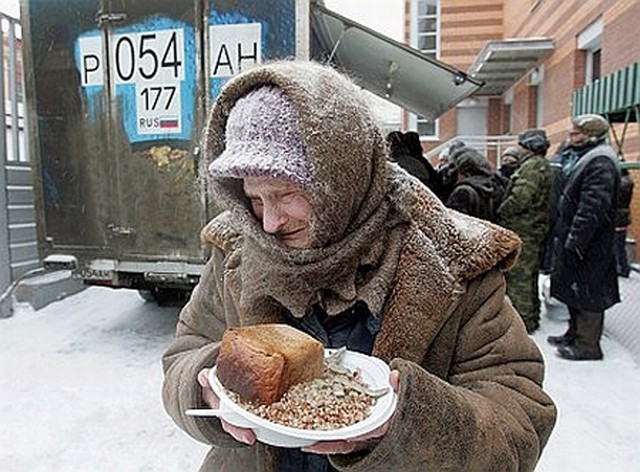 Мантуров: бедным дадут по 10 тыс. руб. в год на еду