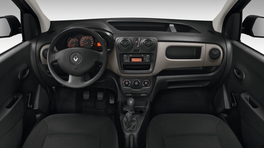 Renault впервые привезет в Россию самую практичную модель