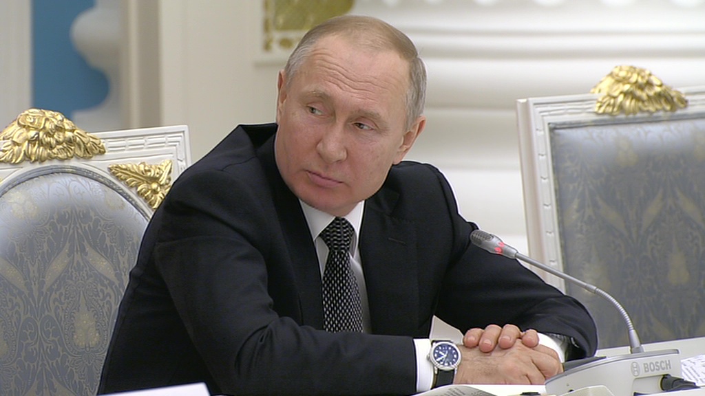 Поручения Путина: средства на строительство жилья и проверка чиновников на грамотность