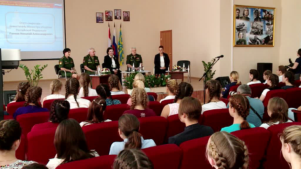 Девушкам открыли путь в небо