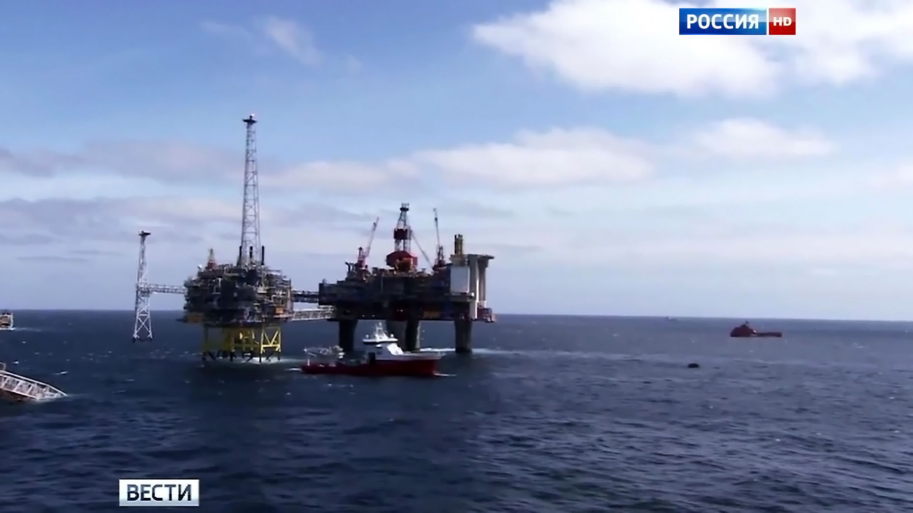 Россия начала сокращать добычу нефти с опережением графика
