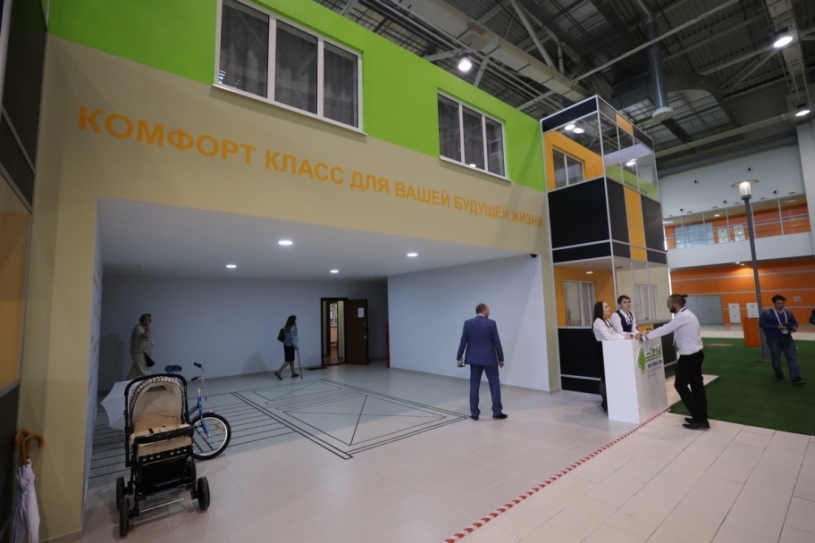 Работу шоу-рума с примерами квартир для переселенцев продлили на месяц