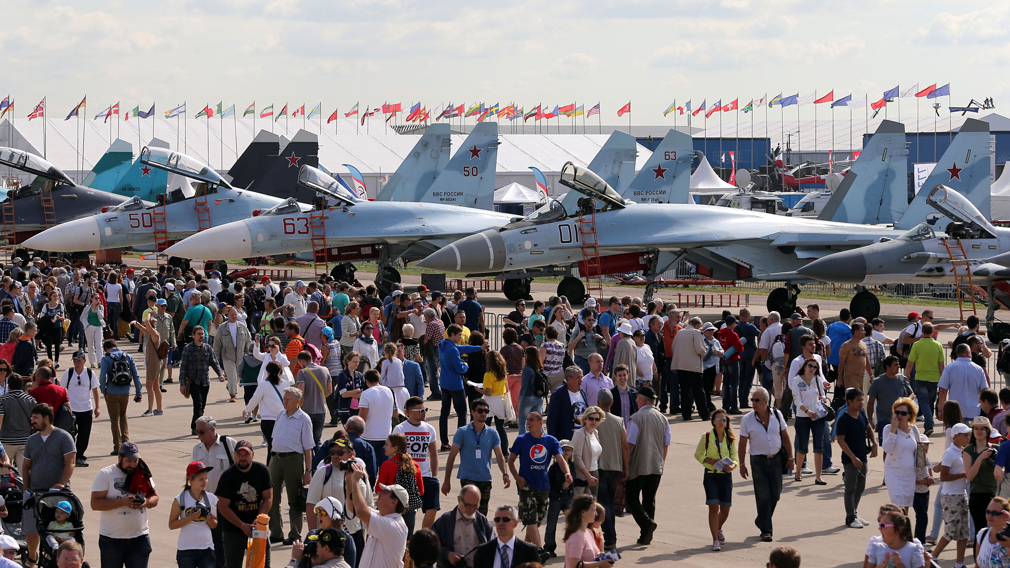 МАКС собрал 405 тысяч любителей авиации