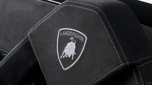 Lamborghini может переосмыслить будущее 12-цилиндровых моторов