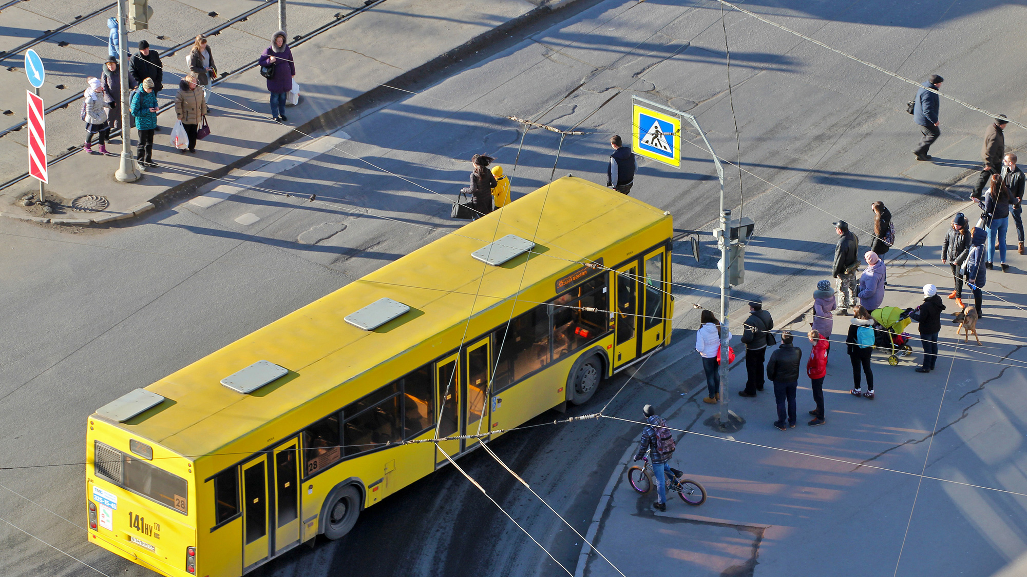 Пропавший в Петербурге ребёнок решил покататься на автобусе