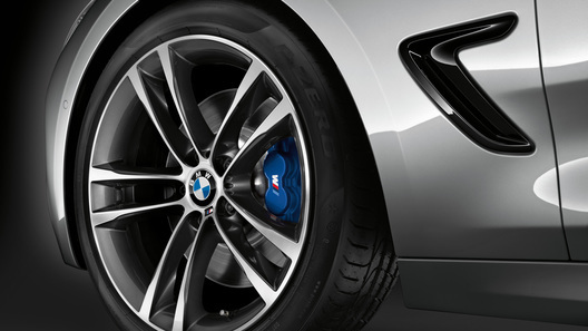 Спорткарам BMW не избежать электрификации