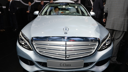 Mercedes-Benz может отказаться от строительства завода в России
