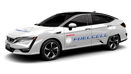 Водородная Honda Clarity получила автопилот