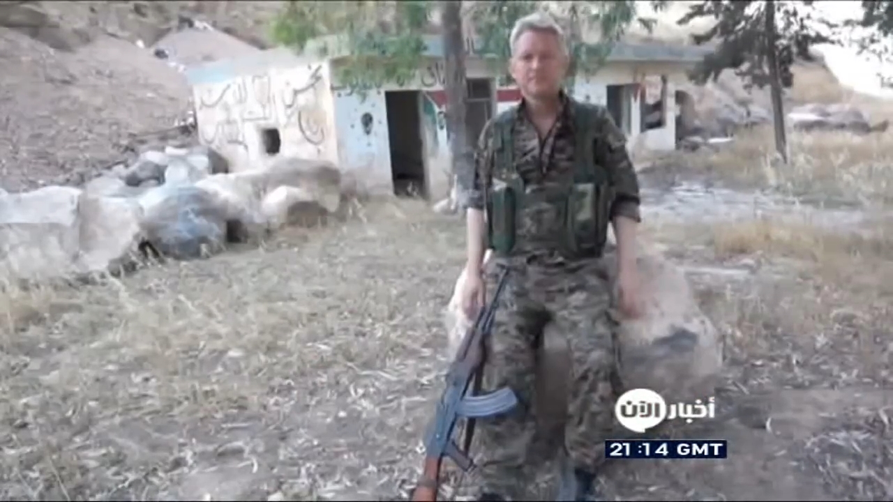 Звезда "Пиратов Карибского моря" воюет с террористами в Сирии