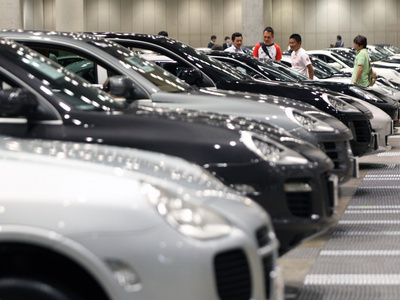 Чтобы сохранить шикарный Porshe, австралиец продал свой дом