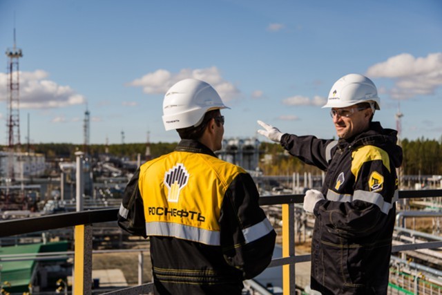 Медведев запустил Эргинский кластер "Роснефти"