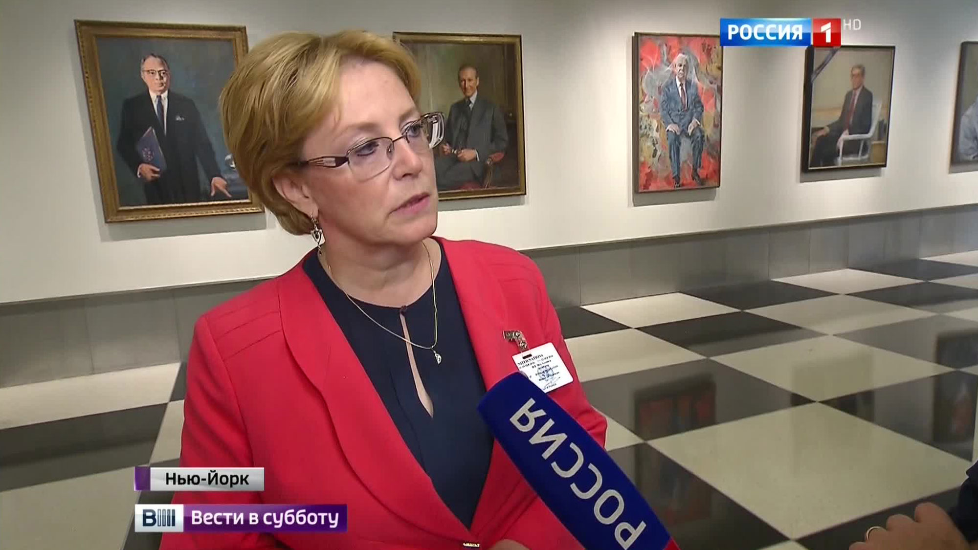 Скворцова рассказала, как откачала пассажирку самолета