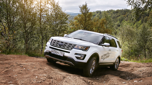 Страна парадоксов: линейка кроссоверов Ford на Кольском полуострове