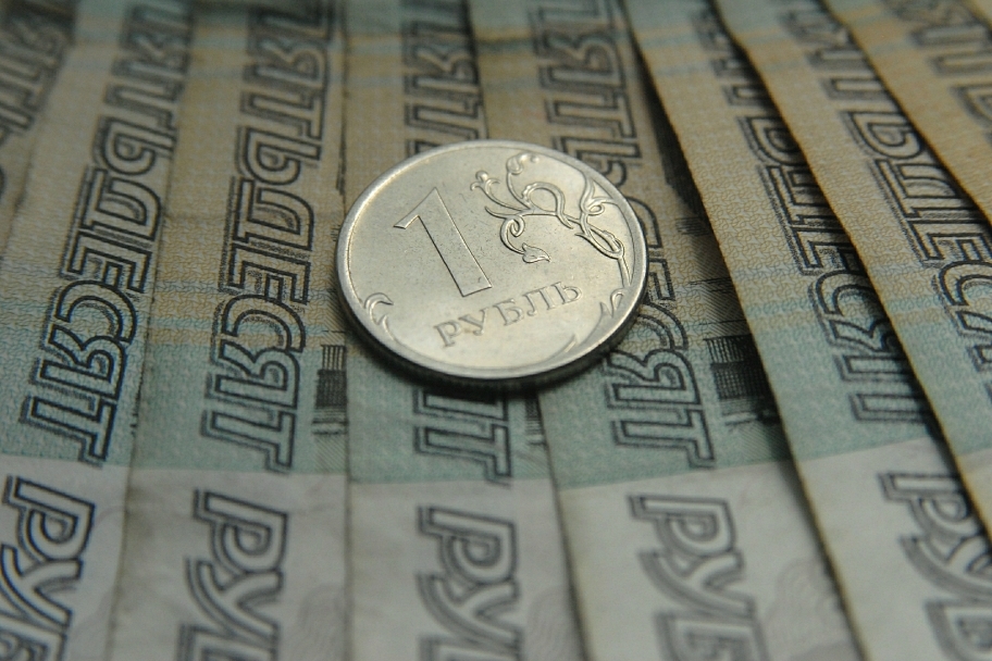 На первый взнос по ипотеке чаще всего копят с помощью зарплаты