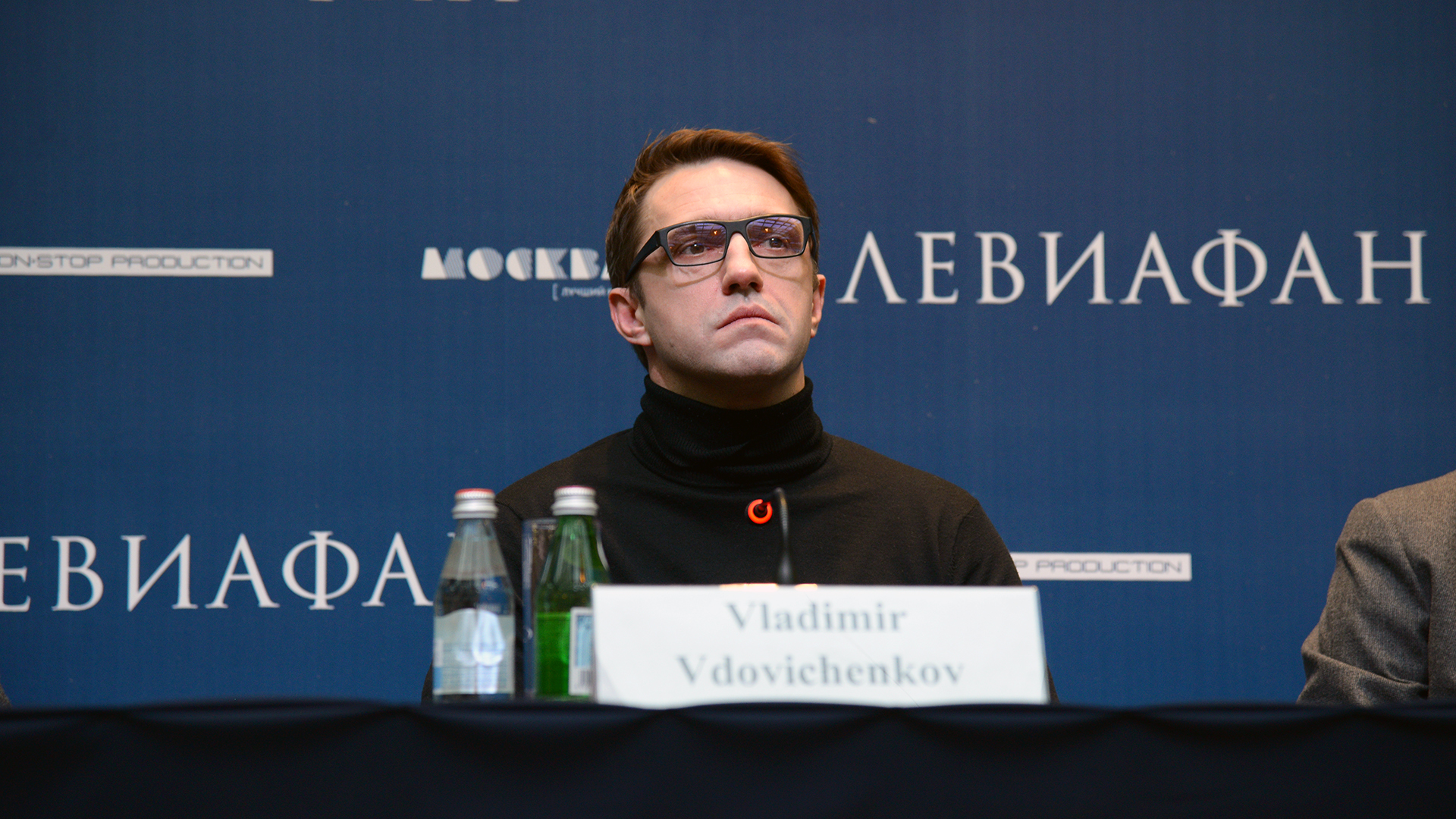 Актер Вдовиченков заявил, что таможенник при досмотре "трогал его за ягодицы"