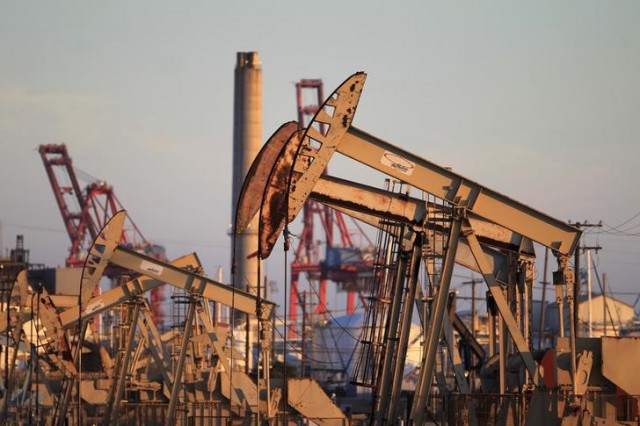 Новак: срыв заморозки добычи нефти маловероятен