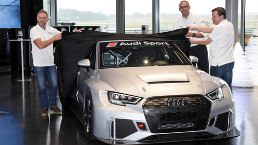 Первые трековые Audi RS 3 нашли своих пилотов