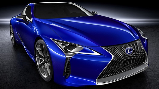 Гибридный спорткар Lexus оказался куда слабее, чем ожидалось