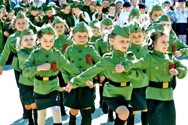 В Ростове-на-Дону проведут военный парад пятисот бутузов
