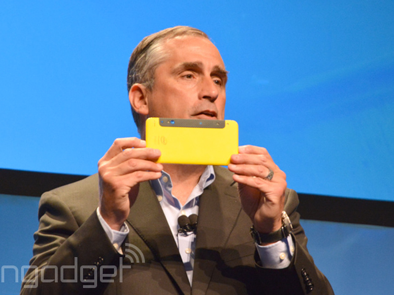 3D-камера Intel теперь умещается в смартфон