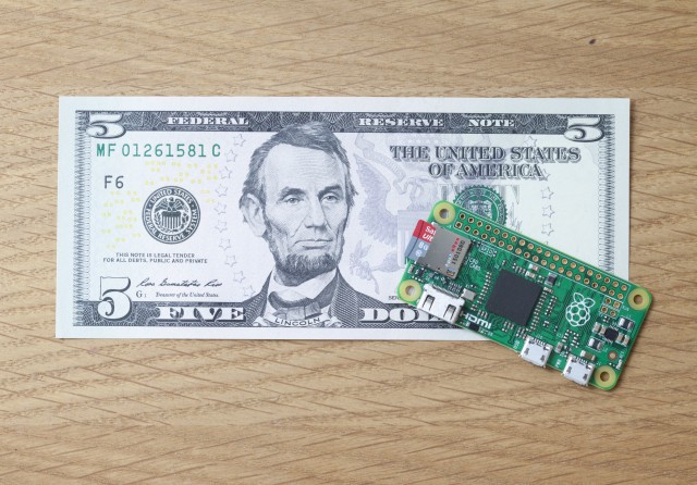 Raspberry Pi представила компьютер за $5