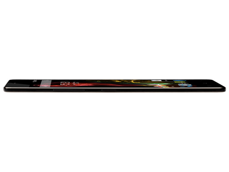 Обзор Fly Tornado Slim: самый тонкий смартфон в мире добрался до России
