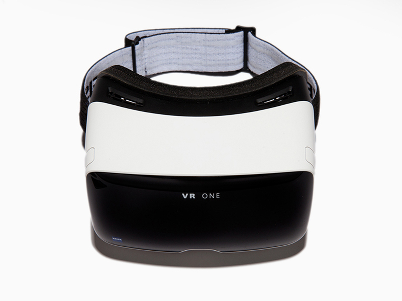 Carl Zeiss анонсировала 99-долларовые очки виртуальной реальности