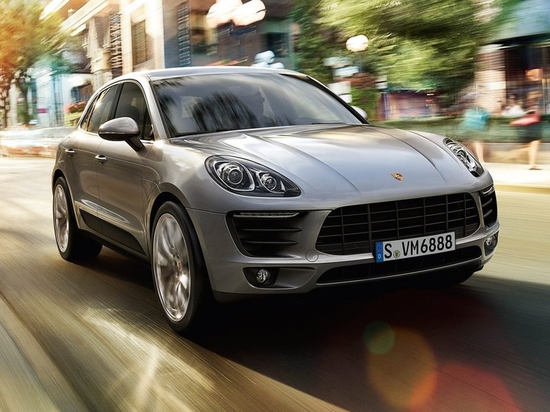 Porsche запретил дилерам рекламировать машины с помощью живых тигров