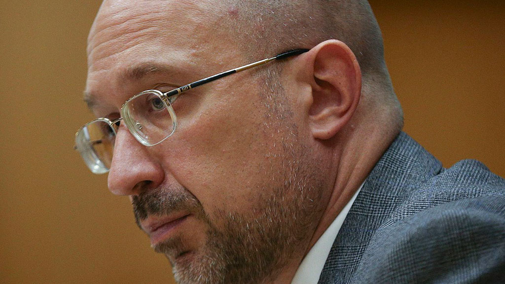 Новый премьер Украины считает подачу воды в Крым "вопросом гуманитарной ответственности"