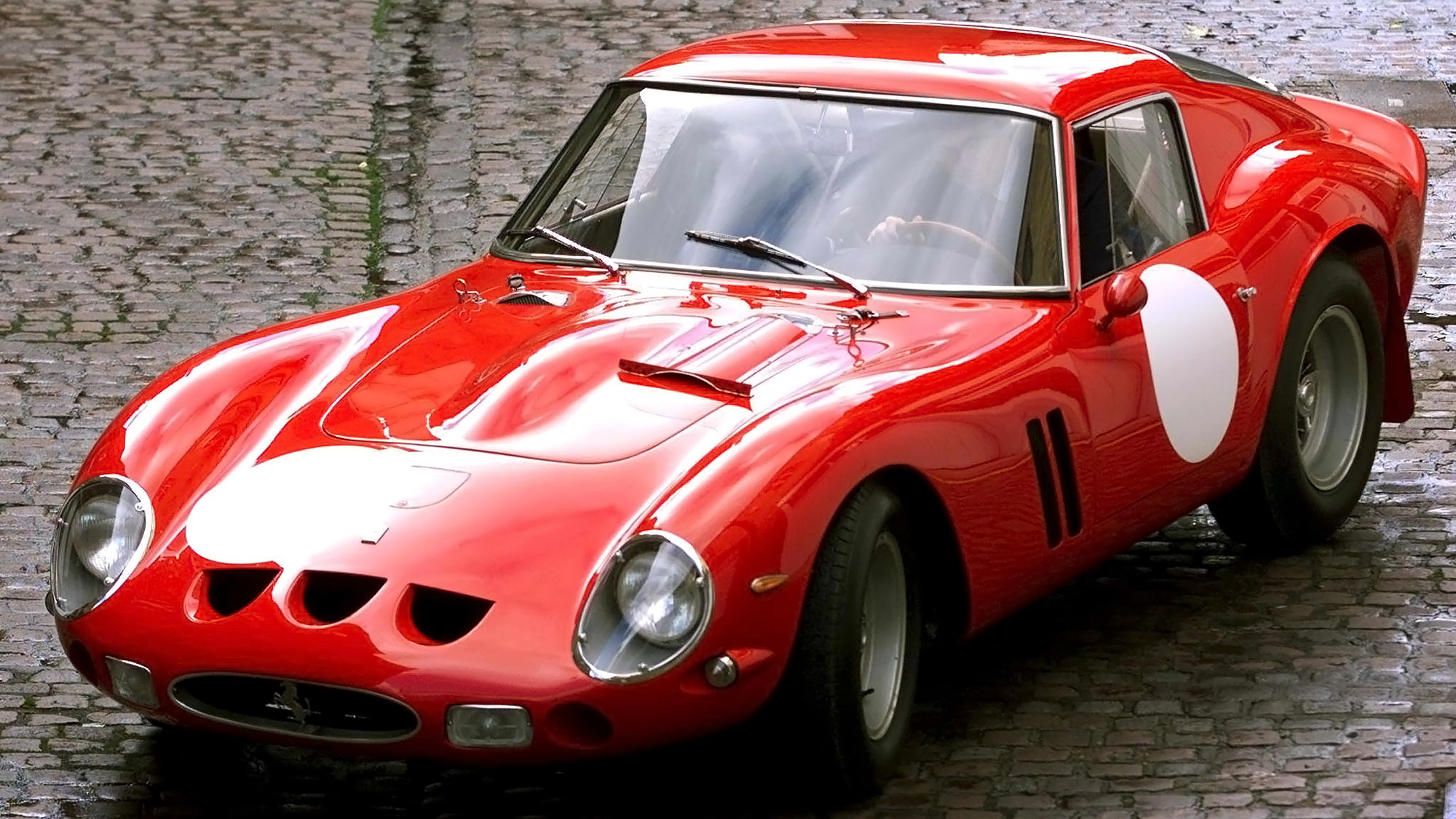 Номер для Ferrari установил ценовой рекорд в Великобритании