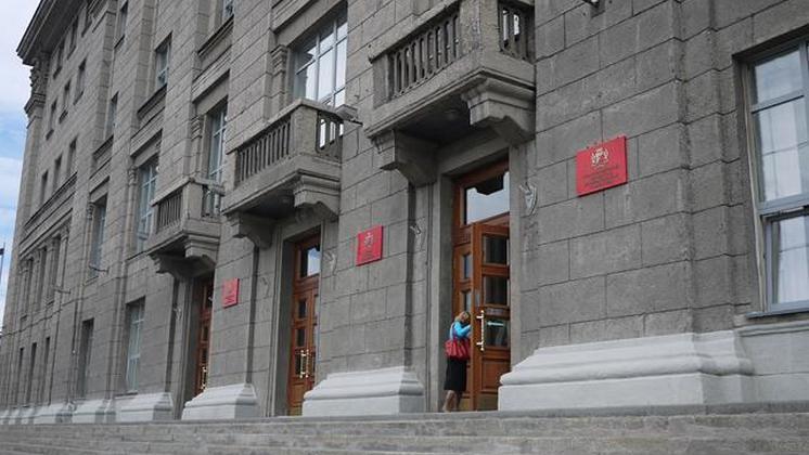 В Новосибирске по подозрению в коррупции задержан экс-начальник управления мэрии