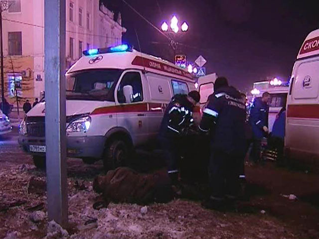 В центре Магадана водитель сбил на тротуаре 6 человек
