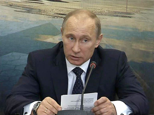 Путин: за срыв сроков возведения объектов Олимпиады надо брать дополнительные фингарантии