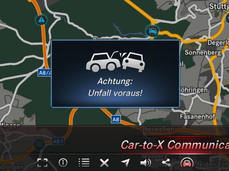 Машины Mercedes будут предупреждать друг друга об опасности