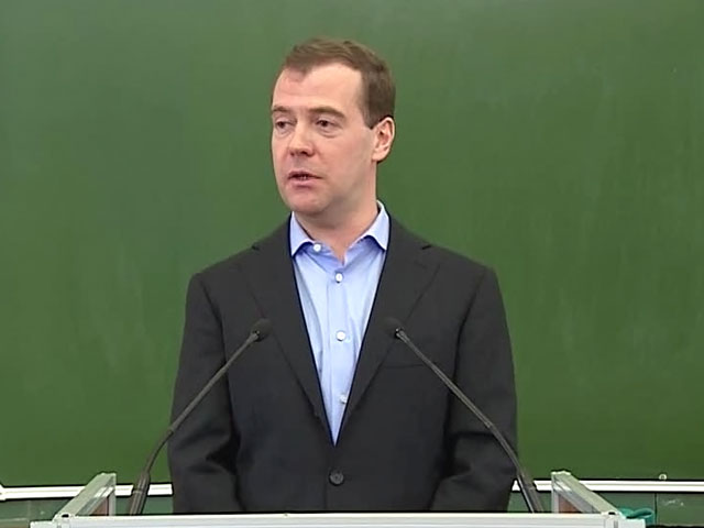 Медведев готов возглавить правительство в случае победы Путина на выборах