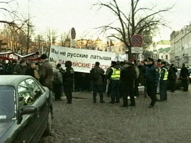 В Латвии решают судьбу русского языка