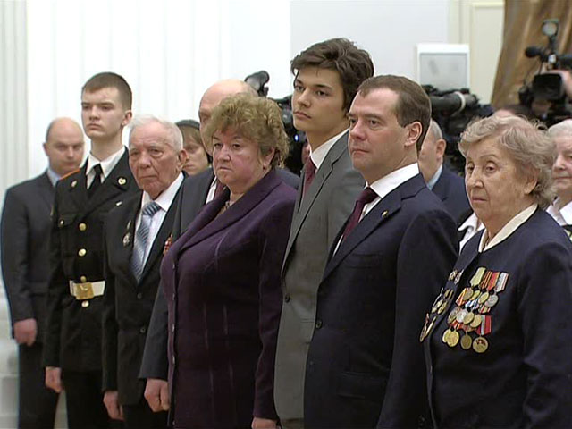 Ковров, Ломоносов и Таганрог стали городами воинской славы