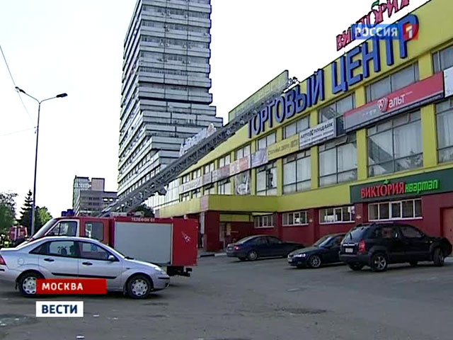 В торговом центре "Мичуринский" повторно обрушились перекрытия
