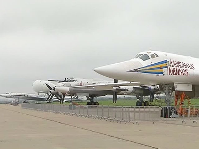 Посетителей "МАКСа" накормят космической едой
