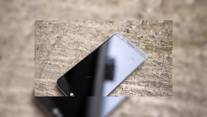 Где у него кнопка? Обзор смартфона LG G2