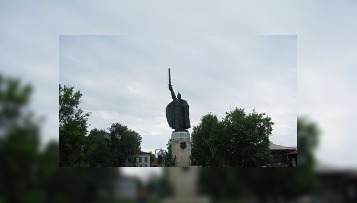 Во Владивостоке открыли памятник Илье Муромцу