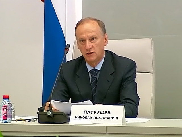 Совещание по развитию водного транспорта состоялось на теплоходе