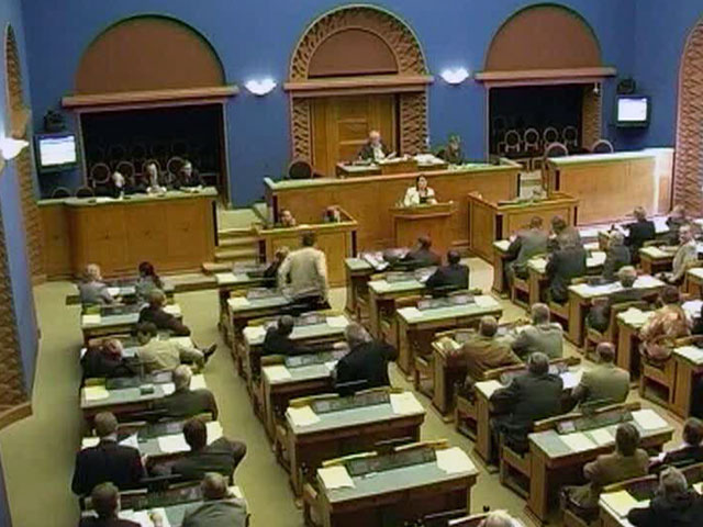 Парламент Эстонии выразил признательность "борцам с оккупацией"