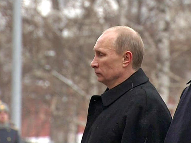 Путин приветствовал Добровольческое движение в поддержку армии