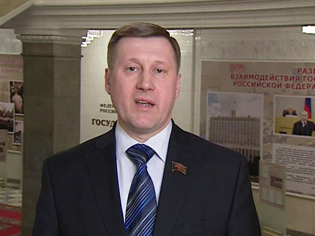 Анатолий Локоть: партии должны насчитывать не менее 5000 человек