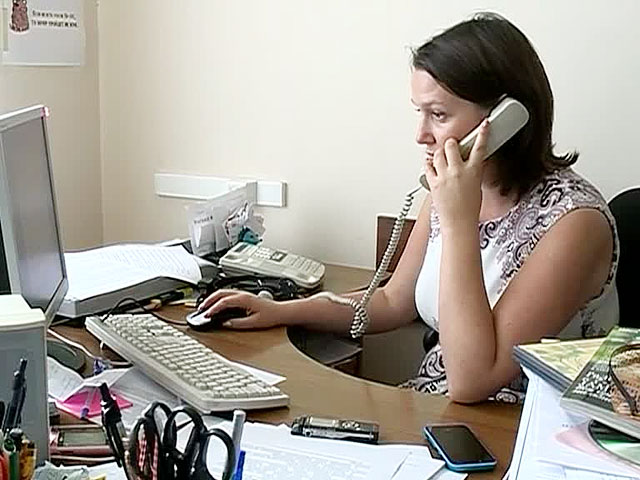 Чиновников Вологодской области заставят работать меньше