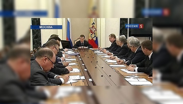 Медведев: каждый рубль должен быть потрачен на дело