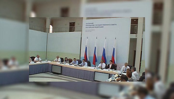 Дмитрий Медведев: импортную зависимость в животноводстве пора снижать