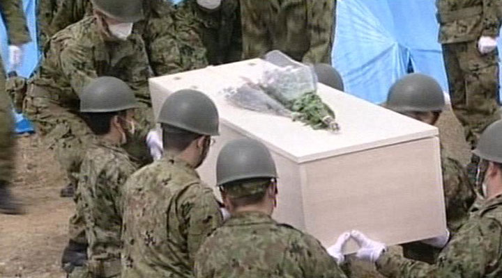 Число жертв землетрясения в Японии превысило 11 тысяч человек
