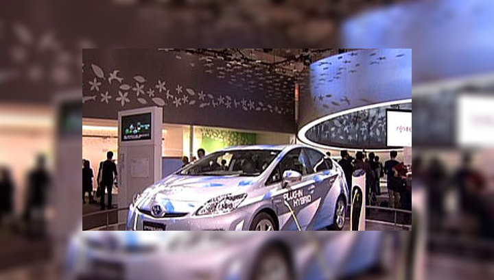 Глава Toyota извинился перед американцами за дефекты в машинах